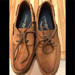 Men’s St. John’s Bay boat shoes
